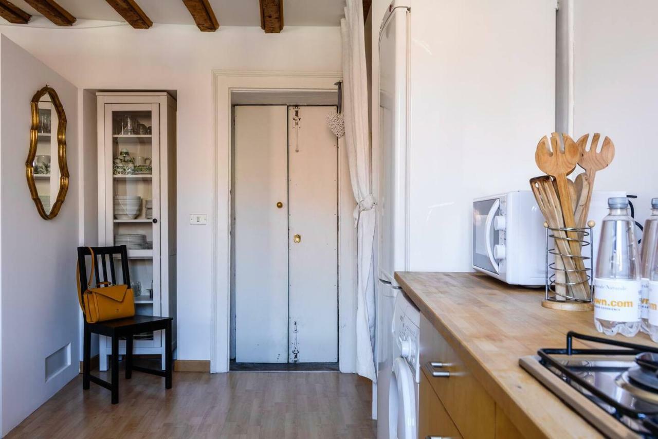 ميلان Altido Cozy Apt For 4 Close To Basilica Di Sant'Ambrogio المظهر الخارجي الصورة